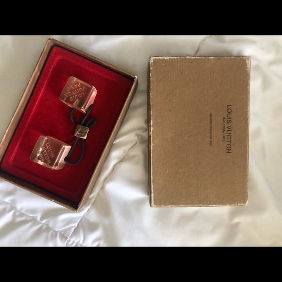 Louis Vuitton cube hair the - Picture 3 of 6